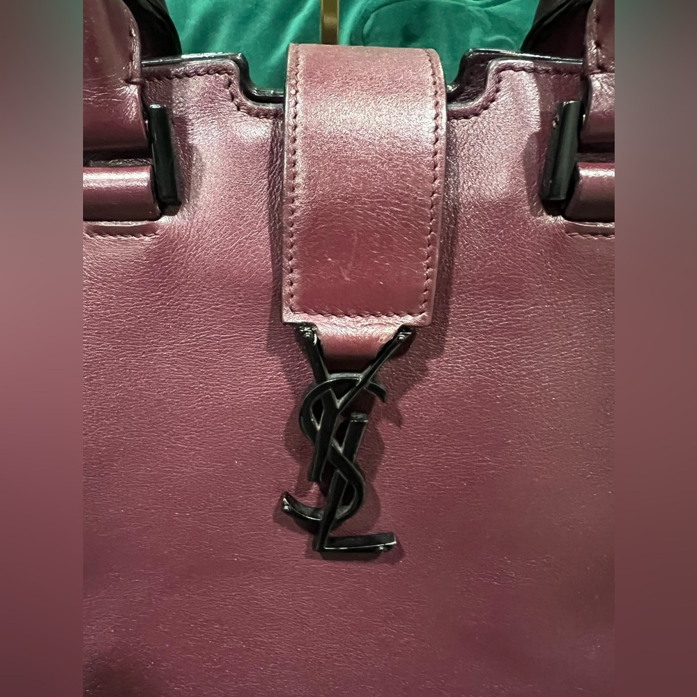 Yves Saint Laurent Cabas Maroon Leather Bag - Picture 3 of 10
